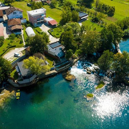 Holiday Homes Pozitiva Bihać Buitenkant foto