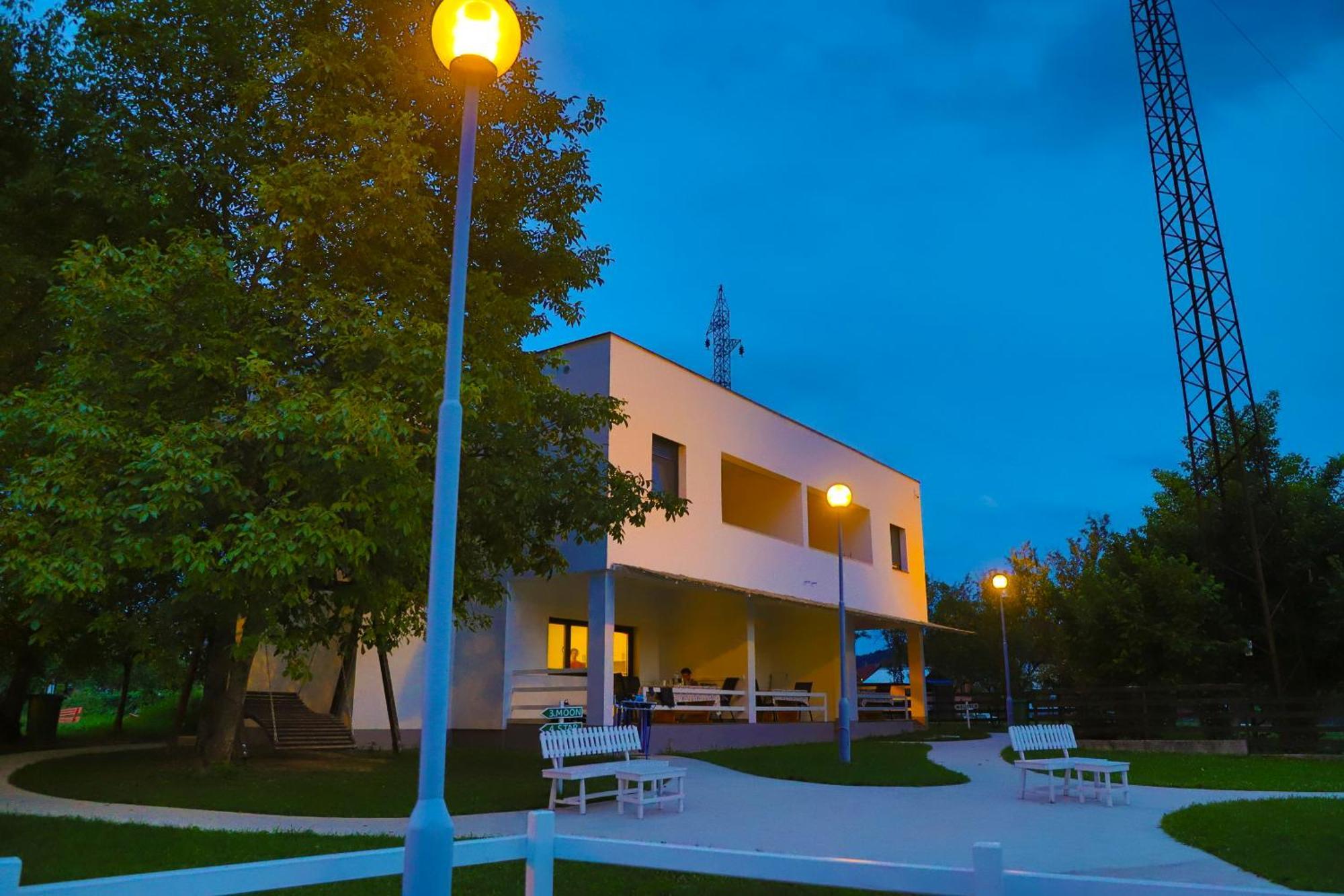 Holiday Homes Pozitiva Bihać Buitenkant foto